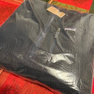 NWT Patagonia Men’s XXL Retro Pile Pullover